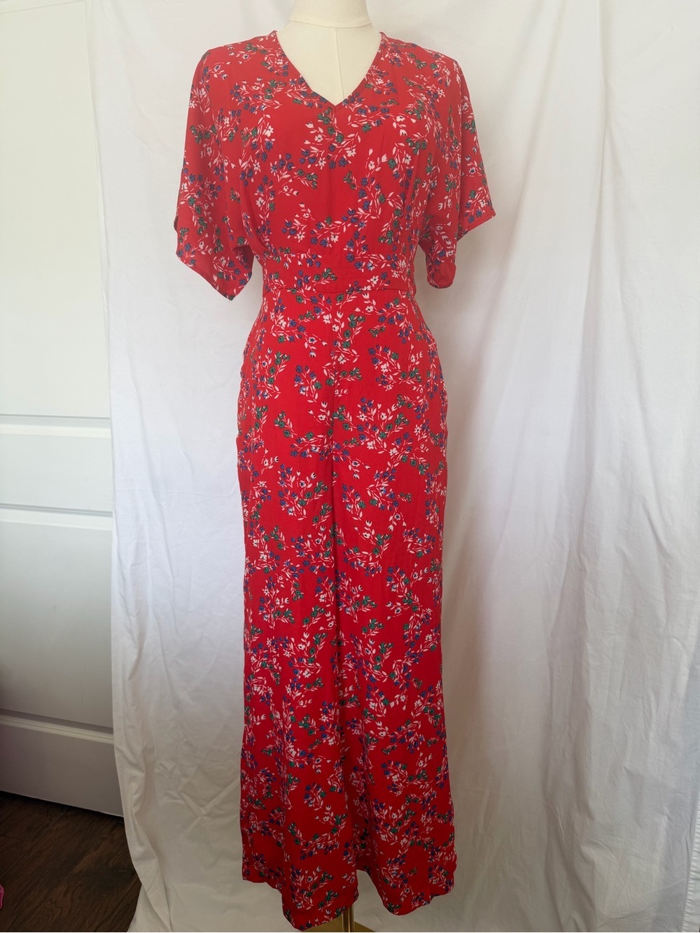 Floral V-Neck Wide-Leg Jumpsuit in Red